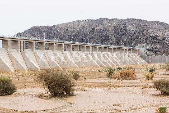 dam al nakhl in yanbu, saudi arabia