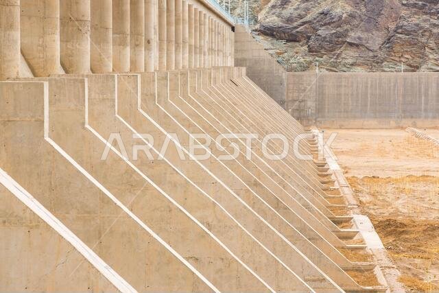 dam al nakhl in yanbu, saudi arabia