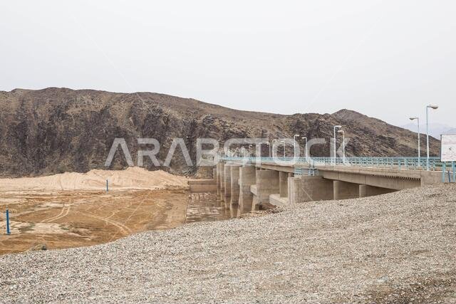 dam al nakhl in yanbu, saudi arabia