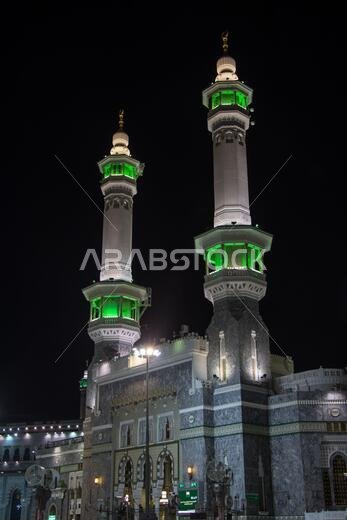 المسجد الحرام بمكة المكرمة. منظر ليلي من المسجد الحرام