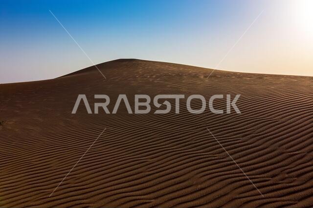 منظر طبيعي صحراوي خلاب في الدمام، المملكة العربية السعودية
