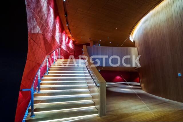 داخل مركز الملك عبد العزيز للثقافة العالمية (إثراء)، مدينة الدمام، المملكة العربية السعودية. 31 يناير 2020. داخل مركز الملك عبد العزيز للثقافة العالمية (إثراء)، مدينة الدمام، المملكة العربية السعودية. 31 يناير 2020.