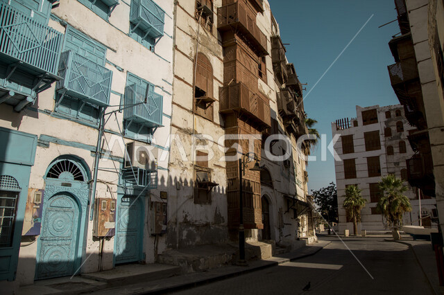 المدينة التاريخية في جدة بتصميم معماري عربي و إسلامي قديم ، أماكن سياحية تاريخية في المملكة العربية السعودية ، معالم تاريخية في جدة البلد ، معالم أثرية في اليونسكو ، مدينة جدة التاريخية ، المباني الأثرية في البلد التاريخي في مدينة جدة