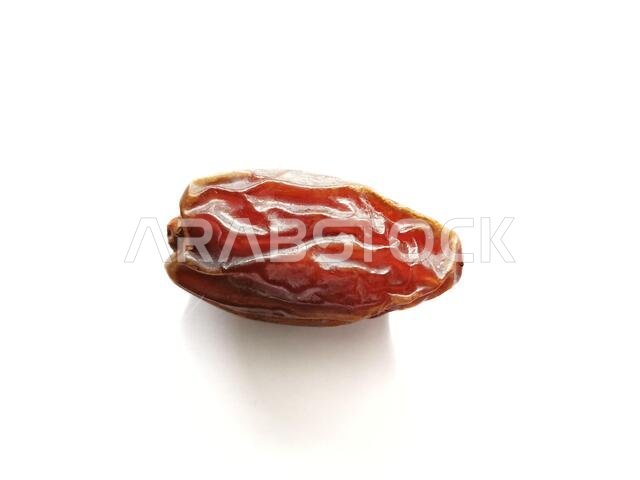 تاريخ المدينة المنورة على خلفية بيضاء.