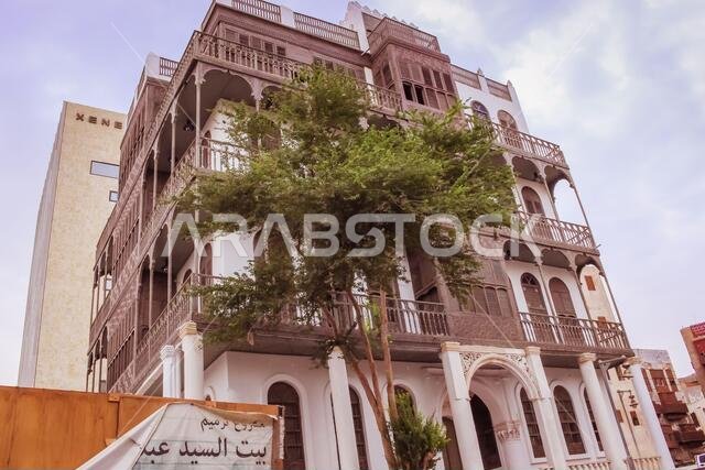 منزل خشبي عربي قديم في المدينة التاريخية في البلد، جدة