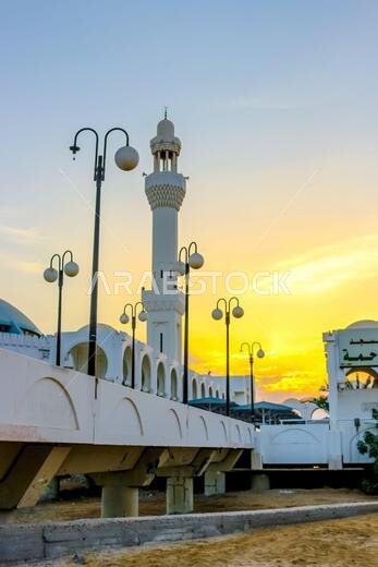 Al Rahma Mosque: The Floating Mosque In Jeddah, Saudi Arabia
