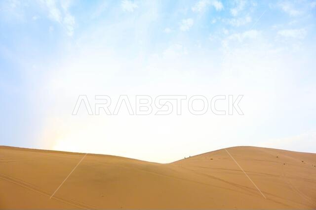sand dunes in saudi arabia