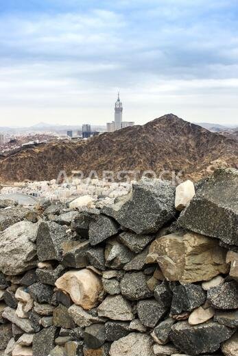 Jabal al-Thawr (Mount Thawr) makkah