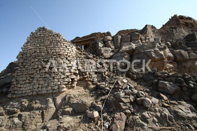 Khaybar to the north of Medina in the Hejaz. Before the advent of Islam in the 7th century CE, indigenous Arabs, as well as Jews,