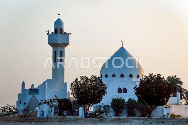 مسجد كورنيش الخبر الجميل في المملكة العربية السعودية.
