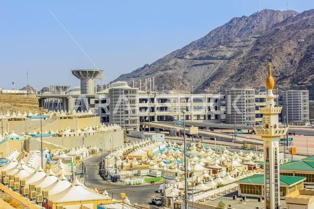 أنا مكة.
