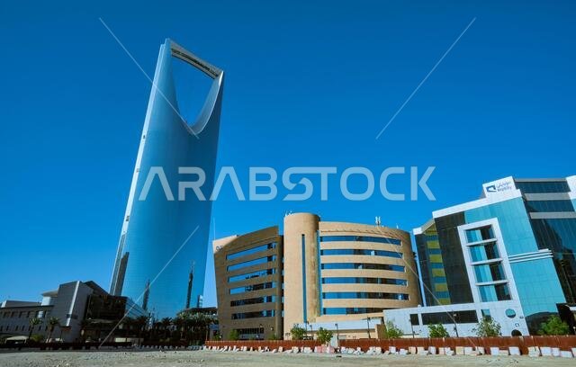 kingdom tower riyadh the best known building in the city
