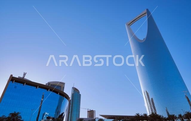 برج المملكة الرياض، أشهر مبنى في مدينة الرياض