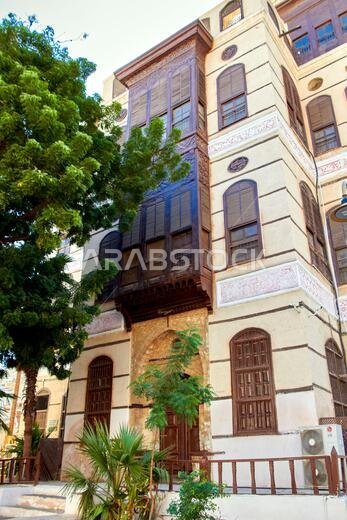 Jeddah Old City a place to walk and see architecture