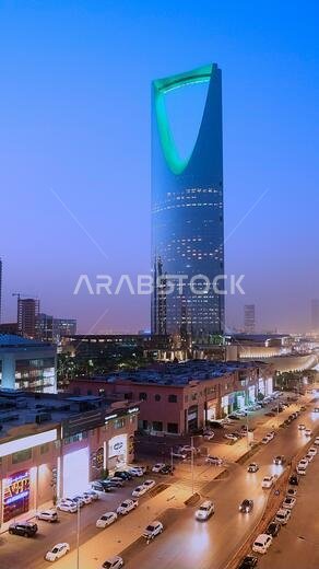 kingdom tower riyadh the landmark building of the saudi capital