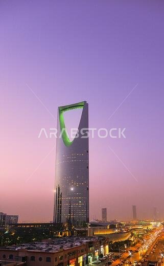 kingdom tower riyadh the landmark building of the saudi capital