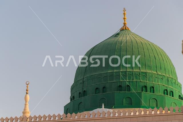 Green Dome of Masjid Nabawi. Prophet's Mosque. Holy Mosque in Medina - Saudi Arabia