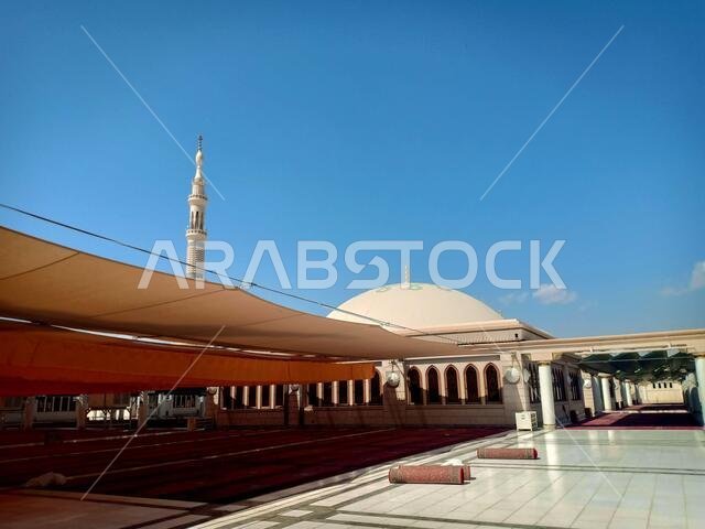 mosque of the prophet muhammad in madina, Saudi arabia