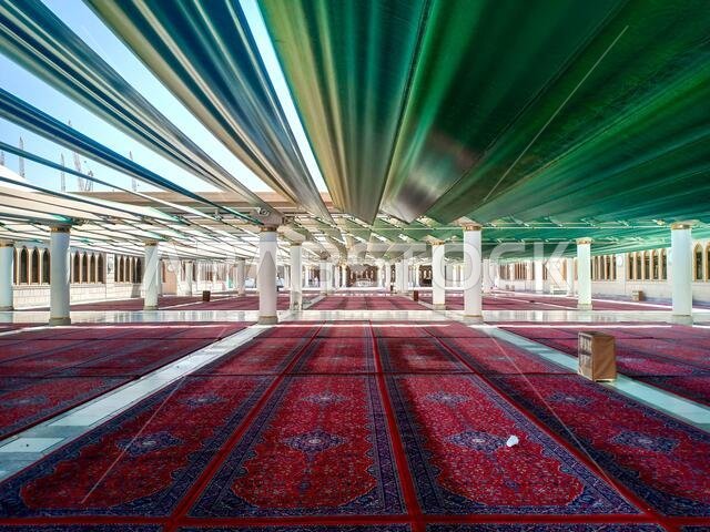 mosque of the prophet muhammad in madina, Saudi arabia