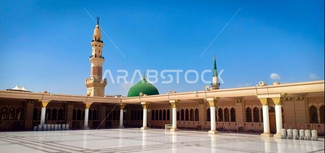 mosque of the prophet muhammad in madina, Saudi arabia