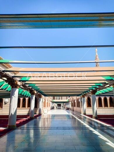 mosque of the prophet muhammad in madina, Saudi arabia