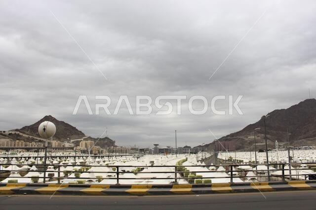 Tent city of mina, makkah, saudi arabia