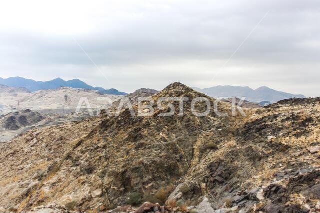 Jabal al-Thawr (Mount Thawr) makkah