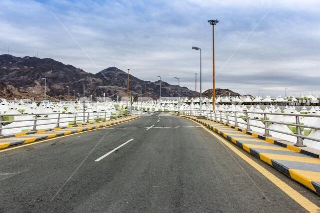 Tent city of mina, makkah, saudi arabia
