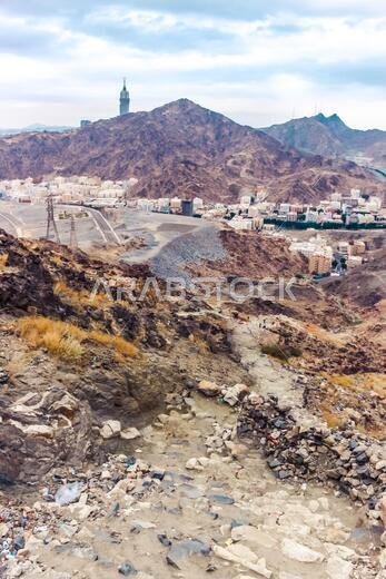 Jabal al-Thawr (Mount Thawr) makkah