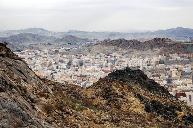 Jabal al-Thawr (Mount Thawr) makkah