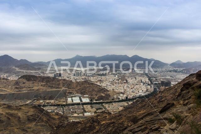 Jabal al-Thawr (Mount Thawr) makkah