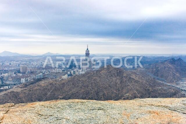 Jabal al-Thawr (Mount Thawr) makkah