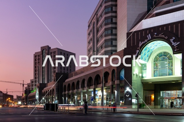 شارع البطحاء في الرياض وقت الغسق