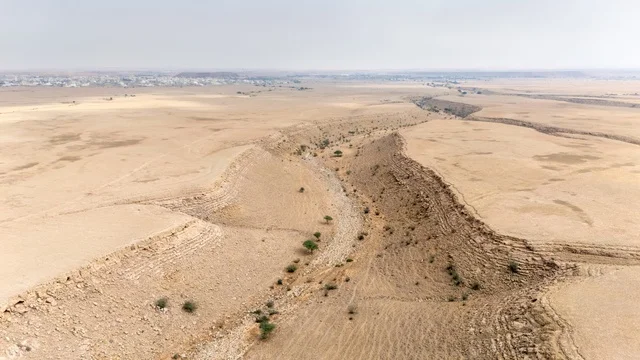لقطة جوية لأودية وشعاب نجد في السعودية