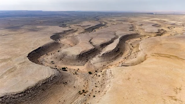 منظر جوي لأودية وشعاب نجد السعودية