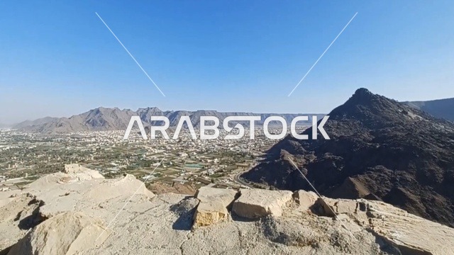 قلعة رعوم في نجران إطلالة جبلية بانورامية السعودية