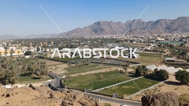 إطلالة على وادي نجران من قلعة رعوم السعودية