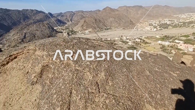 منظر جبل قلعة رعوم الأثرية في نجران