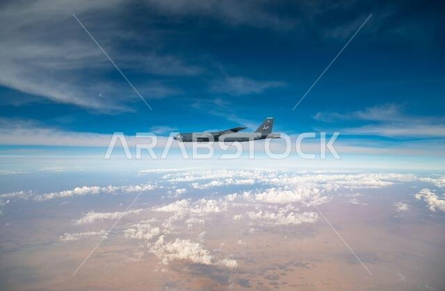 Persian Gulf, Saudi Arabia. 27th Jan, 2021. A U.S. Air Force B-52 Stratofortress strategic bomber from the 2nd Bomb Wing flies at altitude after refueling from a KC-135 Stratotanker during a short-duration deployment to the middle east January 27, 202 over the Persian Gulf. Credit: Planetpix/Alamy Live News