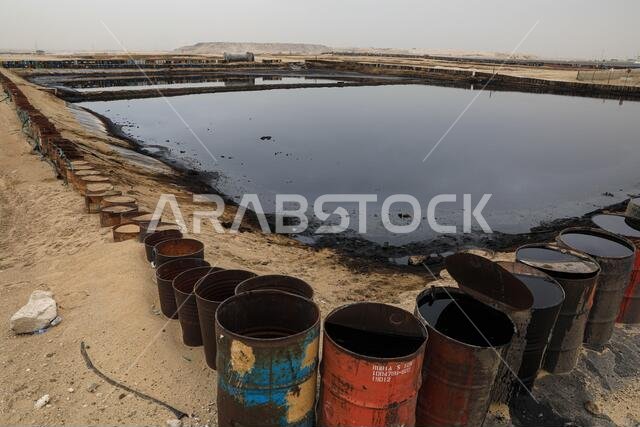 بحيرة تبخر مكب النفط، الرياض، المملكة العربية السعودية، مارس 2020