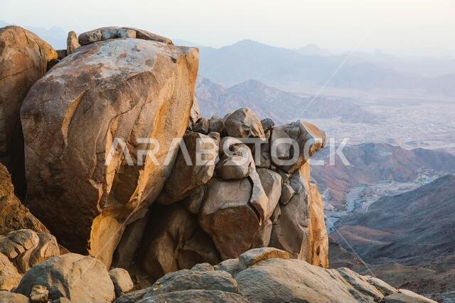صخور جبلية في الطائف، المملكة العربية السعودية