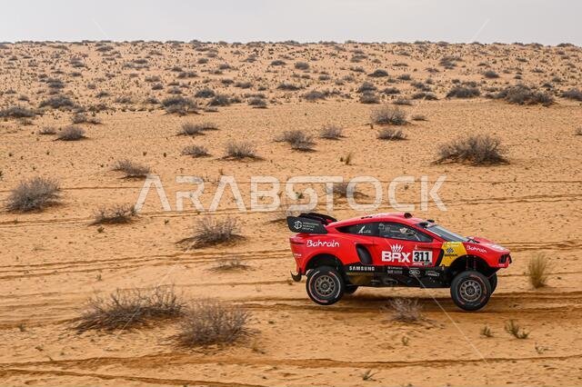 #311 روما ناني (إسبانيا)، وينوك ألكسندر (فرنسا)، هانتر، فريق البحرين رايد إكستريم، BRX، سيارات، خلال المرحلة السابعة من رالي داكار 2021 بين حائل وسكاكا، في المملكة العربية السعودية بتاريخ 10 يناير 2021 - تصوير: إريك فارغيولو / DPPI / LM