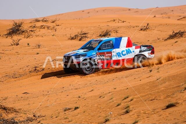 322 Chabot Ronan (fra), Pillot Gilles (fra), Toyota, Overdrive Toyota, Auto, action during the 6th stage of the Dakar 2021 be / LM