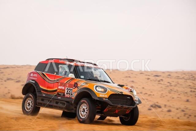 331 خوروشافسيف فيكتور (روس)، نيكولاييف أنطون (روس)، ميني، فريق X-Raid Mini JCW Rally، تلقائي، أثناء المرحلة السابعة من داكار 2021 بين حائل وسكاكا، في المملكة العربية السعودية في 10 يناير 2021 - Photo Antonin DPPI /LM Vincent /