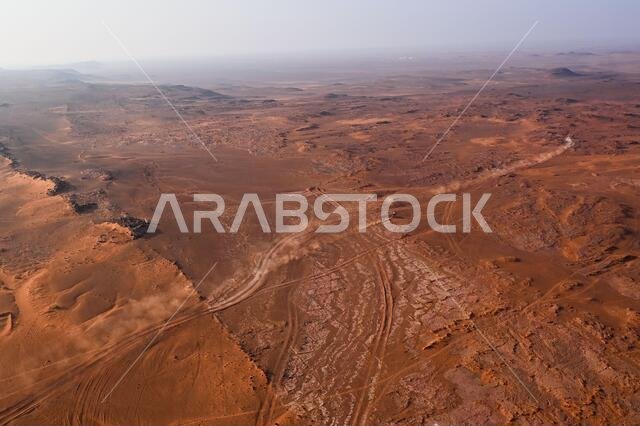 نيوم، المملكة العربية السعودية. ١١ يناير ٢٠٢١. مشهد خلال المرحلة الثامنة من رالي داكار ٢٠٢١ بين سكاكا ونيوم، في المملكة العربية السعودية بتاريخ ١١ يناير ٢٠٢١ - صورة إريك فارغيولو/DPPI/LM. حقوق الصورة: Gruppo Editoriale LiveMedia/Alamy Live News