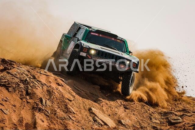 Neom, Saudi Arabia. 11th Jan, 2021. 355 Saleh Alabdalali (sau), Alnaim Mohammed (sau), Hummer, Saleh, Auto, action during the 8th stage of the Dakar 2021 between Sakaka and Neom, in Saudi Arabia on January 11, 2021 - Photo Florent Gooden/DPPI/LM Credit: Gruppo Editoriale LiveMedia/Alamy Live News Neom, Saudi Arabia. 11th Jan, 2021. 355 Saleh Alabdalali (sau), Alnaim Mohammed (sau), Hummer, Saleh, Auto, action during the 8th stage of the Dakar 2021 between Sakaka and Neom, in Saudi Arabia on January 11, 2021 - Photo Florent Gooden/DPPI/LM Credit: Gruppo Editoriale LiveMedia/Alamy Live News