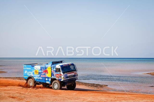 Neom, Saudi Arabia. 12th Jan, 2021. 500 Karginov Andrey (rus), Mokeev Andrey (rus), Leonov Igor (rus), Kamaz, Kamaz - Master, Camion, Truck, action during the 9th stage of the Dakar 2021 between Neom and Neom, in Saudi Arabia on January 12, 2021 - Photo Frederic Le Floc'h/DPPI/LM Credit: Gruppo Editoriale LiveMedia/Alamy Live News