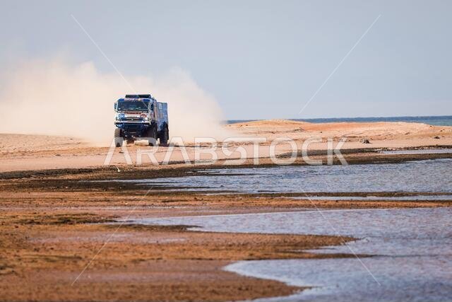 Neom, Saudi Arabia. 12th Jan, 2021. 501 Shibalov Anton (rus), Nikitin Dmitrii (rus), Tatarinov Ivan (rus), Kamaz, Kamaz - Master, Camion, Truck, action during the 9th stage of the Dakar 2021 between Neom and Neom, in Saudi Arabia on January 12, 2021 - Photo Frederic Le Floc'h/DPPI/LM Credit: Gruppo Editoriale LiveMedia/Alamy Live News