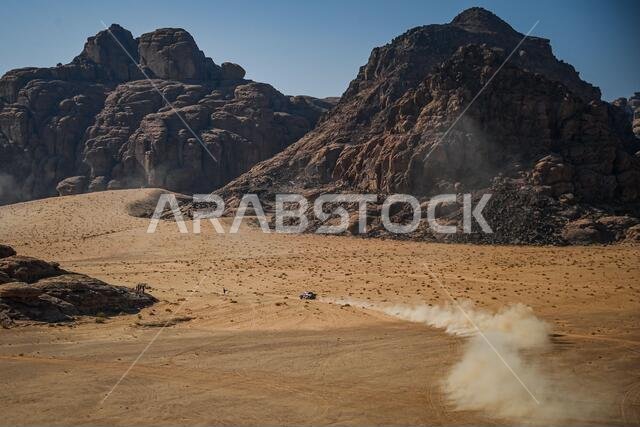 نيوم، المملكة العربية السعودية. ١١ يناير ٢٠٢١. #٣٠٣ الراجحي يزيد (سعودي)، فون زيتزويتز ديرك (ألماني)، تويوتا، أوفر درايف تويوتا، سيارة، خلال المرحلة الثامنة من رالي داكار ٢٠٢١ بين سكاكا ونيوم، في المملكة العربية السعودية بتاريخ ١١ يناير ٢٠٢١ - صورة من DPPI/LM، حقوق الصورة: Gruppo Editoriale LiveMedia/Alamy Live News