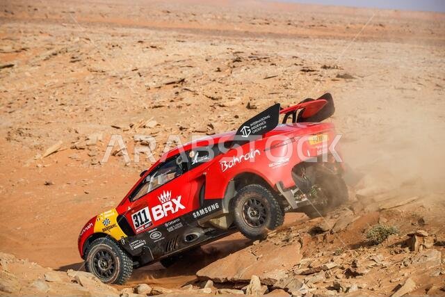 Neom, Saudi Arabia. 11th Jan, 2021. 311 Roma Nani (esp), Winocq Alexandre (fra), Hunter, Bahrain Raid Extreme, BRX, Auto, action during the 8th stage of the Dakar 2021 between Sakaka and Neom, in Saudi Arabia on January 11, 2021 - Photo Antonin Vincent/DPPI/LM Credit: Gruppo Editoriale LiveMedia/Alamy Live News